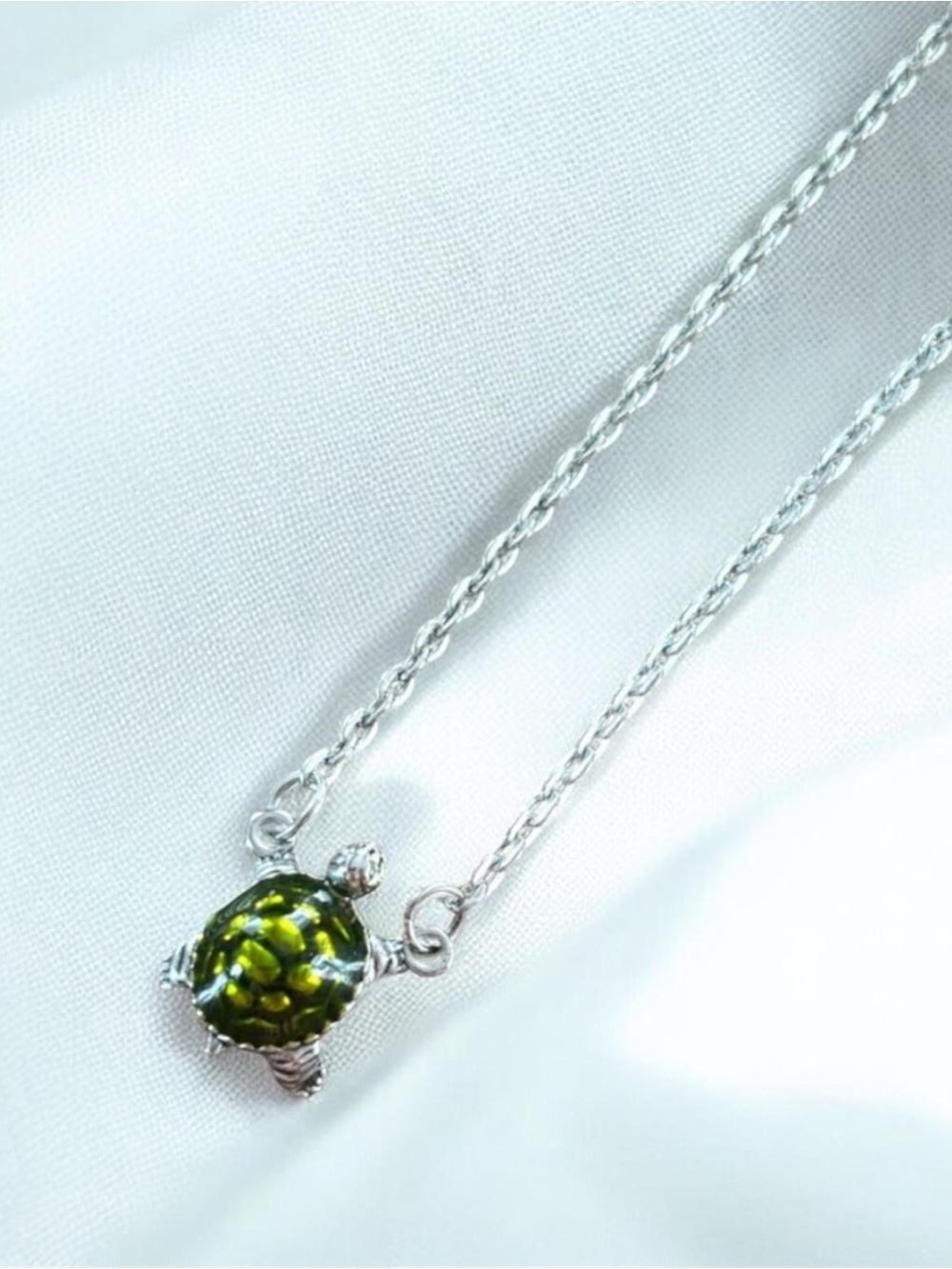 5/$10 Whimsical Turtle Pendant On Chain Necklace